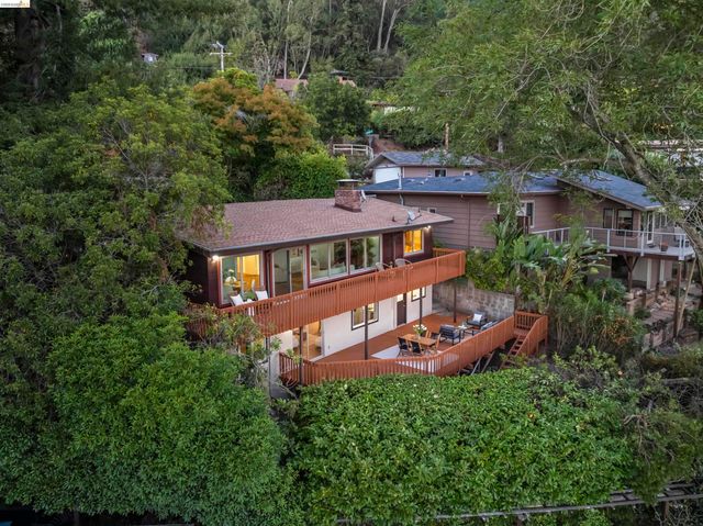 4866 Trinidad, Oakland, CA 94602