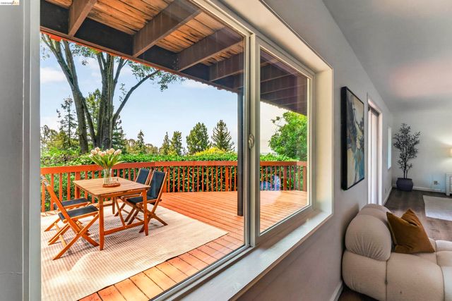 4866 Trinidad, Oakland, CA 94602
