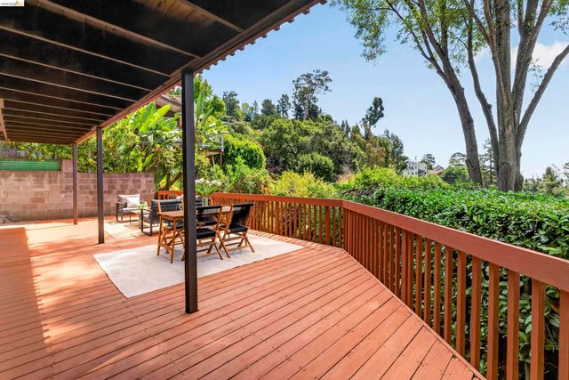 4866 Trinidad, Oakland, CA 94602
