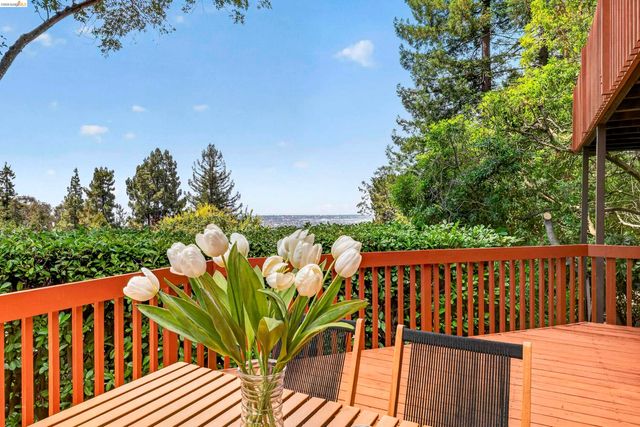4866 Trinidad, Oakland, CA 94602