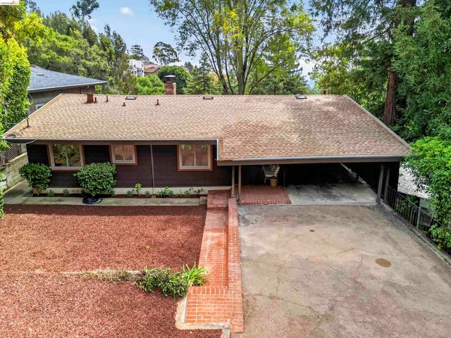 4866 Trinidad, Oakland, CA 94602