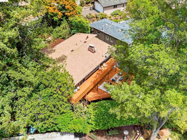 4866 Trinidad, Oakland, CA 94602