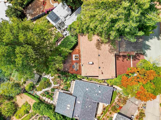 4866 Trinidad, Oakland, CA 94602