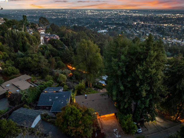 4866 Trinidad, Oakland, CA 94602