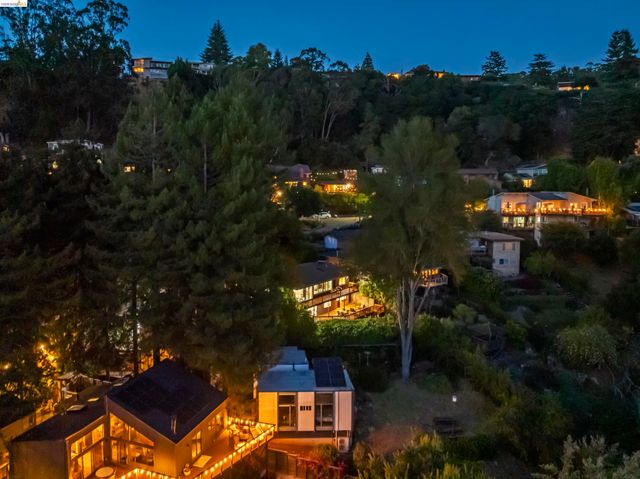 4866 Trinidad, Oakland, CA 94602