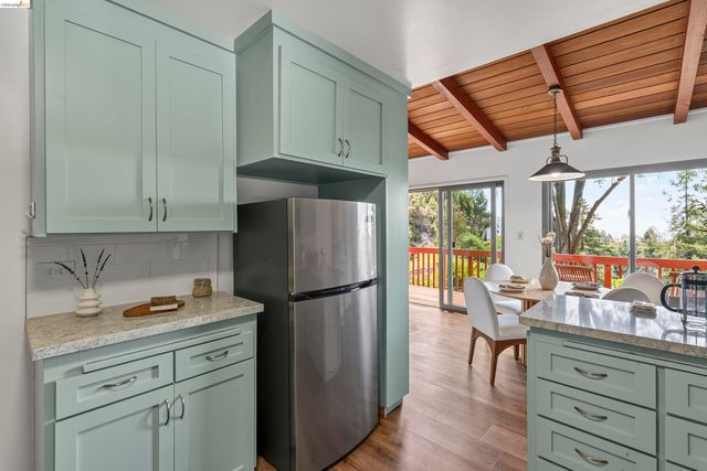 4866 Trinidad, Oakland, CA 94602