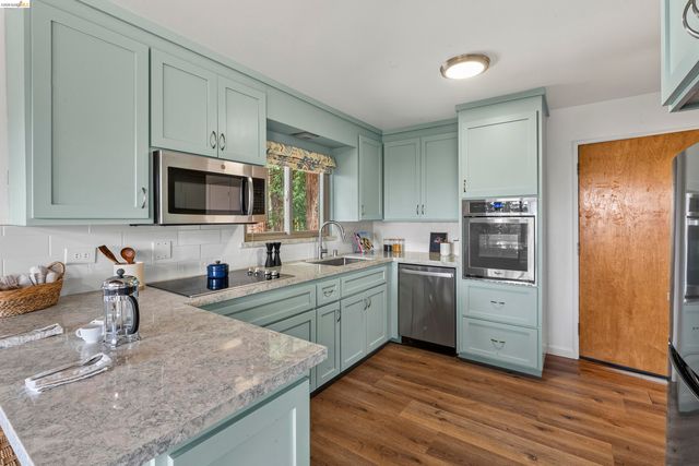 4866 Trinidad, Oakland, CA 94602