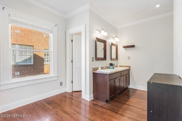 2756 OAK Street, Jacksonville, FL 32205