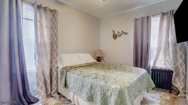 18 Mckay Ave, East Orange City, NJ 07018