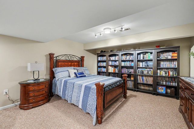 6647 Jade Court, Burlington, KY 41005