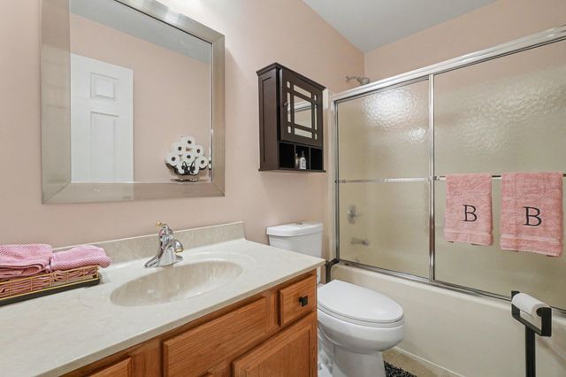 6647 Jade Court, Burlington, KY 41005