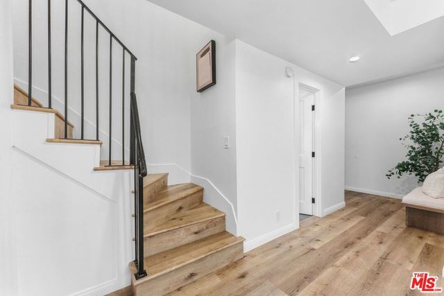 1909 Pelham Avenue 111, Los Angeles, CA 90025