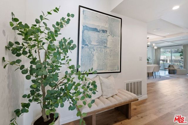 1909 Pelham Avenue 111, Los Angeles, CA 90025