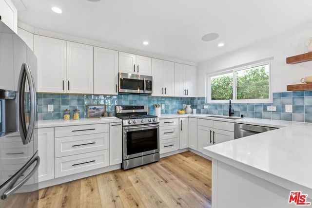 1909 Pelham Avenue 111, Los Angeles, CA 90025