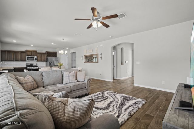 12245 DESERT PINE Avenue, El Paso, TX 79938