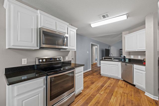 4075 Pedernales River Lane, Spring, TX 77386