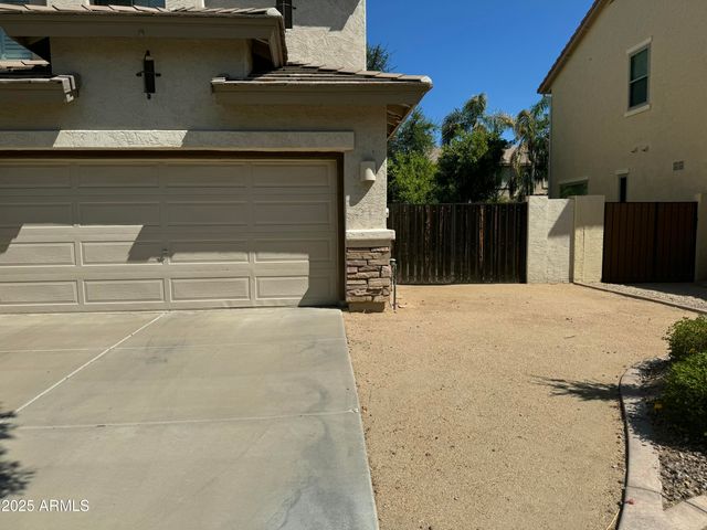 164 W GOLDFINCH Way, Chandler, AZ 85286