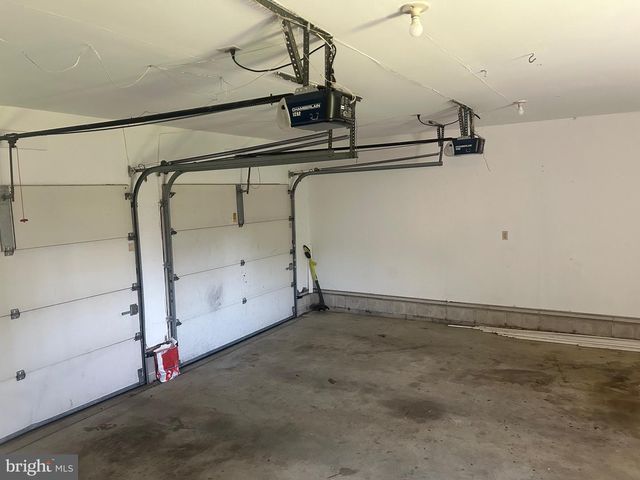 57 HIGH ST, Mullica Hill, NJ 08062
