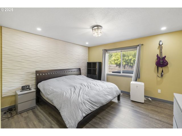 707 ASH St, Dayton, OR 97114