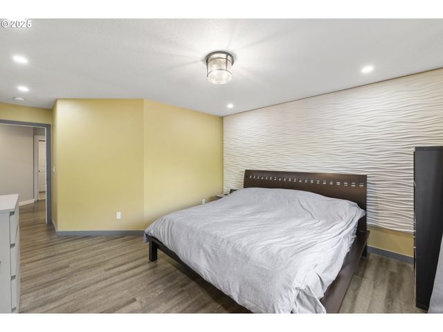 707 ASH St, Dayton, OR 97114