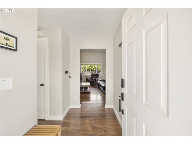 707 ASH St, Dayton, OR 97114