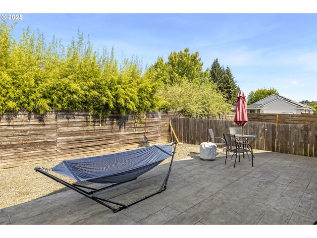 707 ASH St, Dayton, OR 97114