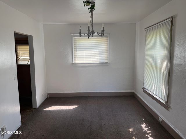 1014 Evesham Avenue, Toledo, OH 43607