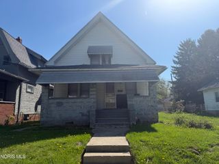 1014 Evesham Avenue, Toledo, OH 43607
