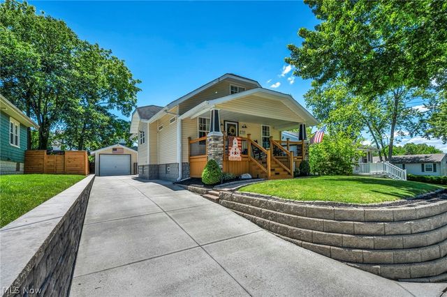130 Yonker Street, Barberton, OH 44203