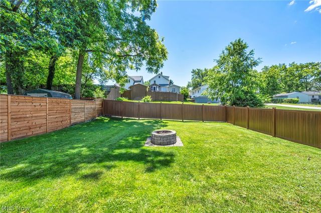 130 Yonker Street, Barberton, OH 44203