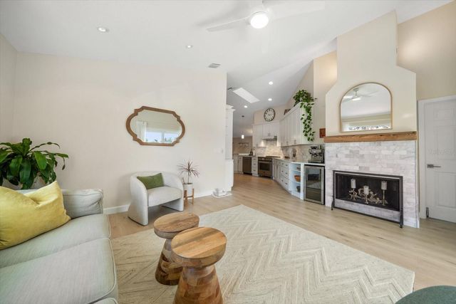 109 PETERSON LANE, Palm Harbor, FL 34683