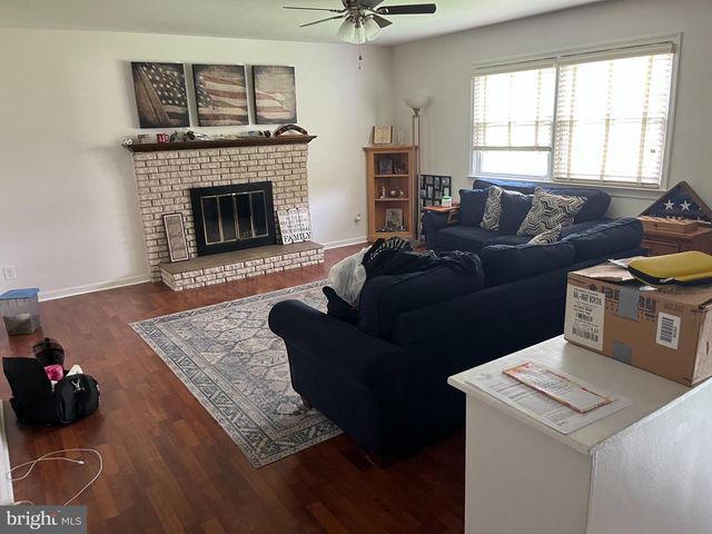 4620 PICKERAL ST, White Plains, MD 20695