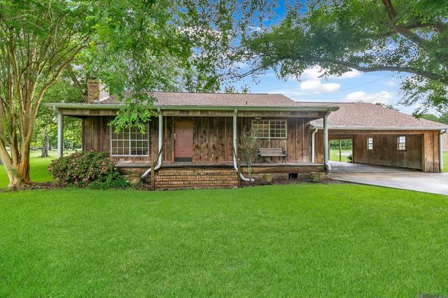 5519 Elm Grove Rd, Port Allen, LA 70767