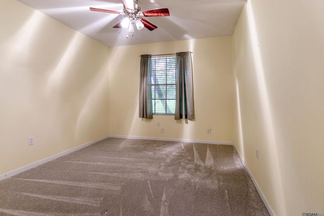 5519 Elm Grove Rd, Port Allen, LA 70767