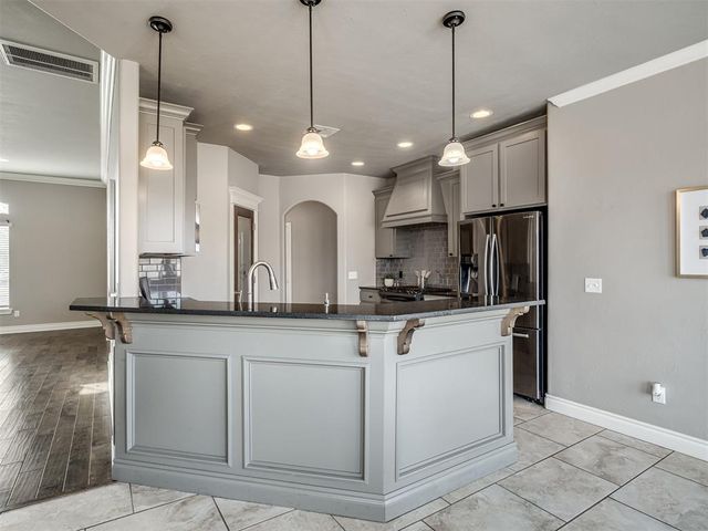 509 Cantebury Drive, Tuttle, OK 73089