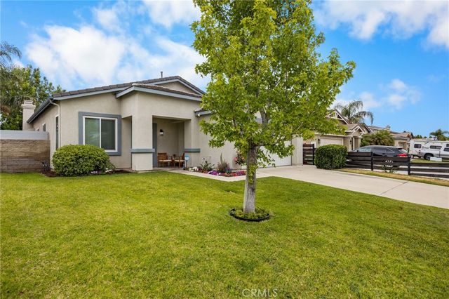 15589 Rockwell Avenue, Fontana, CA 92336