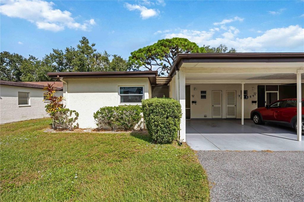 3527 SILVER PINE COURT 82, Sarasota, FL 34231