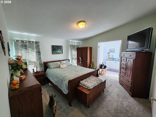 3025 HOLLYRIDGE Loop Ne, Salem, OR 97305