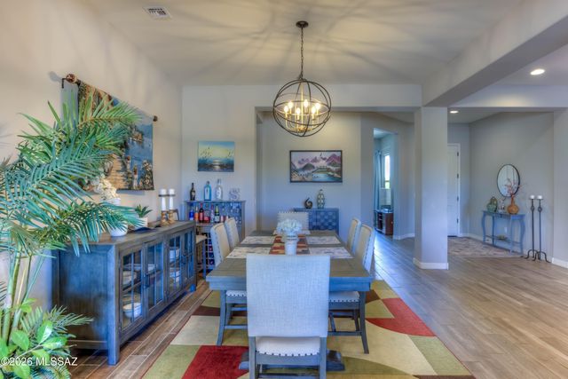 5427 W Windmill Farm, Tucson, AZ 85742