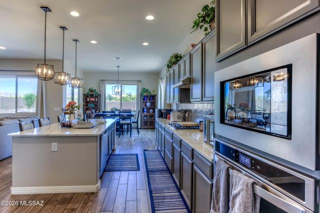 5427 W Windmill Farm, Tucson, AZ 85742