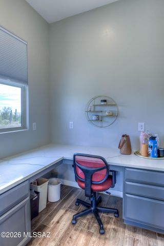 5427 W Windmill Farm, Tucson, AZ 85742