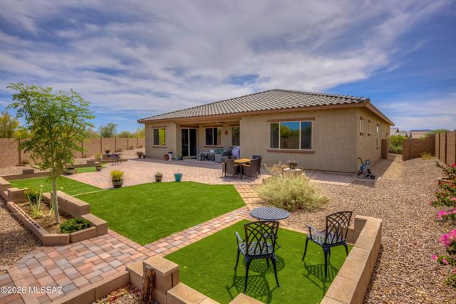 5427 W Windmill Farm Drive, Tucson, AZ 85742