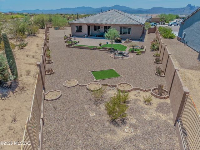 5427 W Windmill Farm Drive, Tucson, AZ 85742