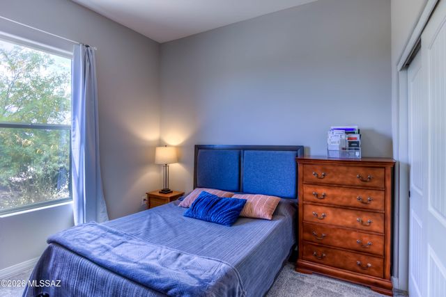 5427 W Windmill Farm, Tucson, AZ 85742