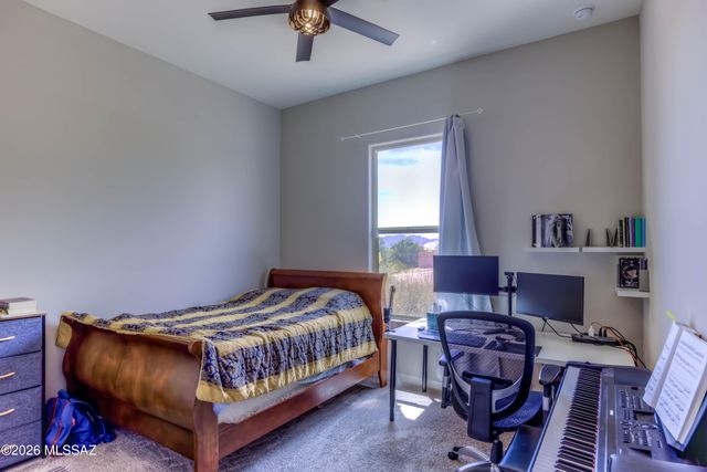 5427 W Windmill Farm, Tucson, AZ 85742