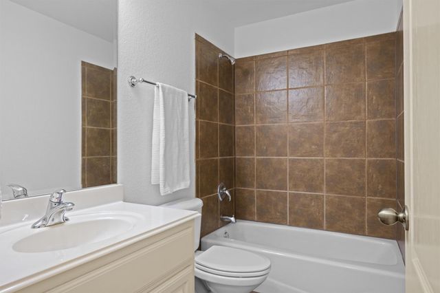 3028 Las Colinas WAY, Round Rock, TX 78681