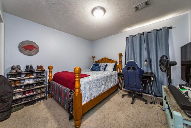 100 E Lauren Road, Searcy, AR 72143