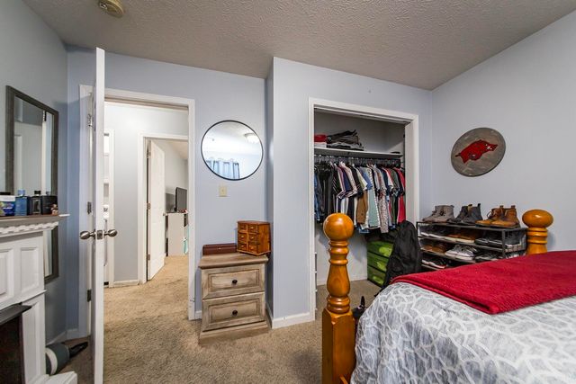 100 E Lauren Road, Searcy, AR 72143