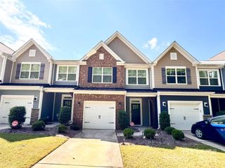 6814 Harris Bay Road, Charlotte, NC 28269