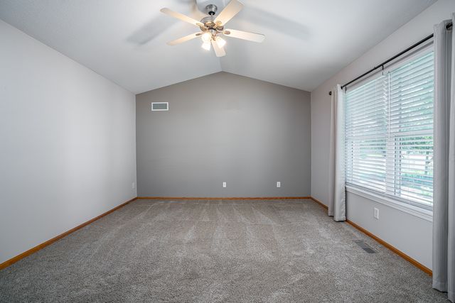 5802 Heather Avenue, Davenport, IA 52807